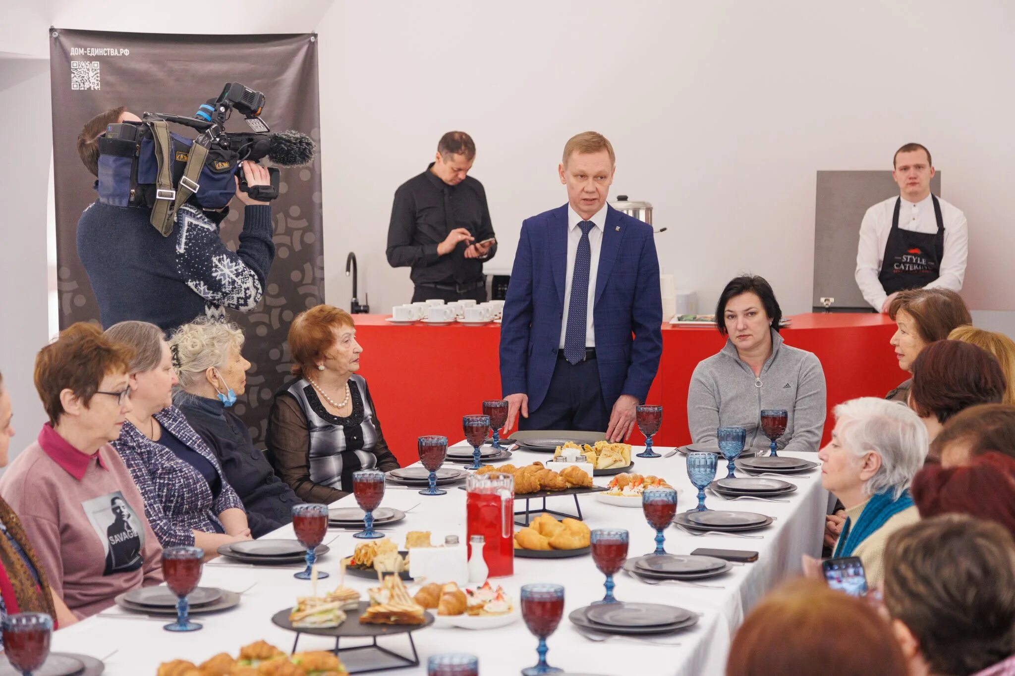 Дом народного единства Нижний Новгород. Тепло родного дома Единая Россия.