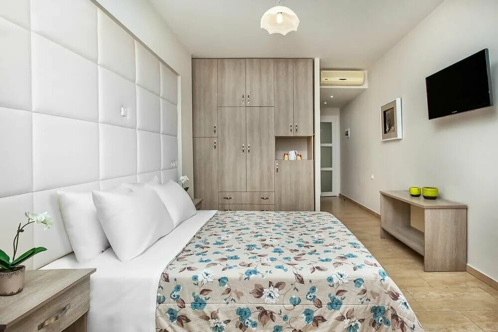 Ресторан анна будапешт. Annas hotel. Anna hotel 3* греция пефкохори купить путевку. Anna annan отель таиланд. Фэмили хотел анна.