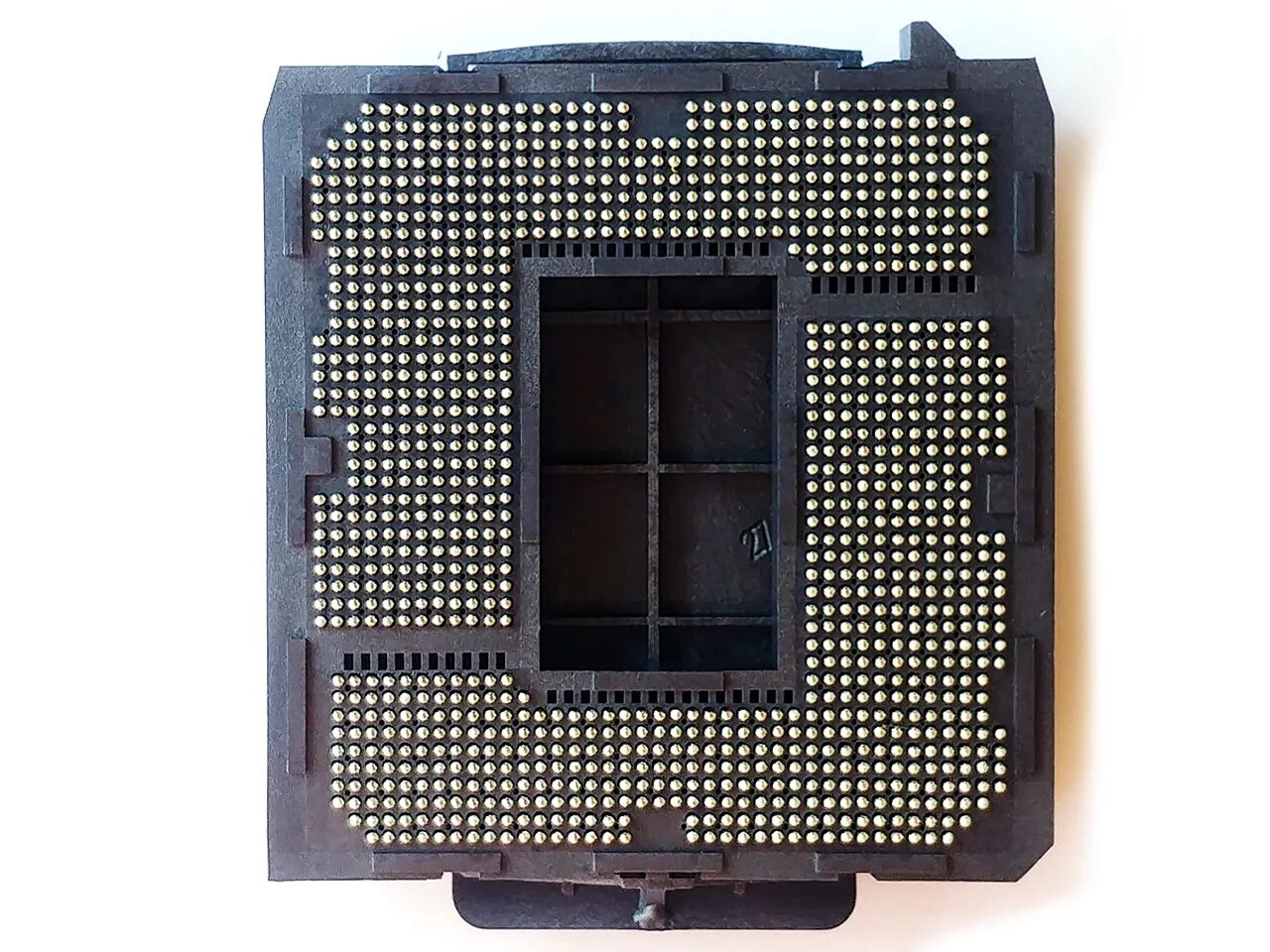 Ping socket. Сокет LGA 1156. Socket lga1156. 1156 Сокет леново. Адаптер AMD LGA 1156.