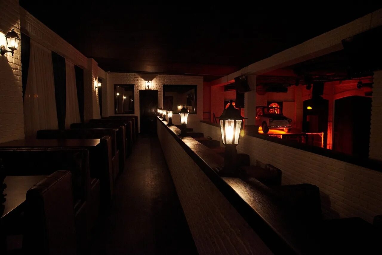 Бульдог паб гомель. Бар грань гомель. Спорт бар. Бар квартирник гомель меню. Паб гомель.