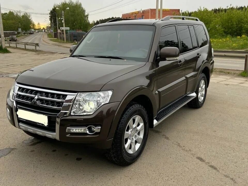 Мицубиси паджеро 2017г. Митсубиши паджеро спорт 2017. Mitsubishi pajero 2017 год. Митсубиши паджеро спорт 2017. Митсубиши паджеро спорт 2018.