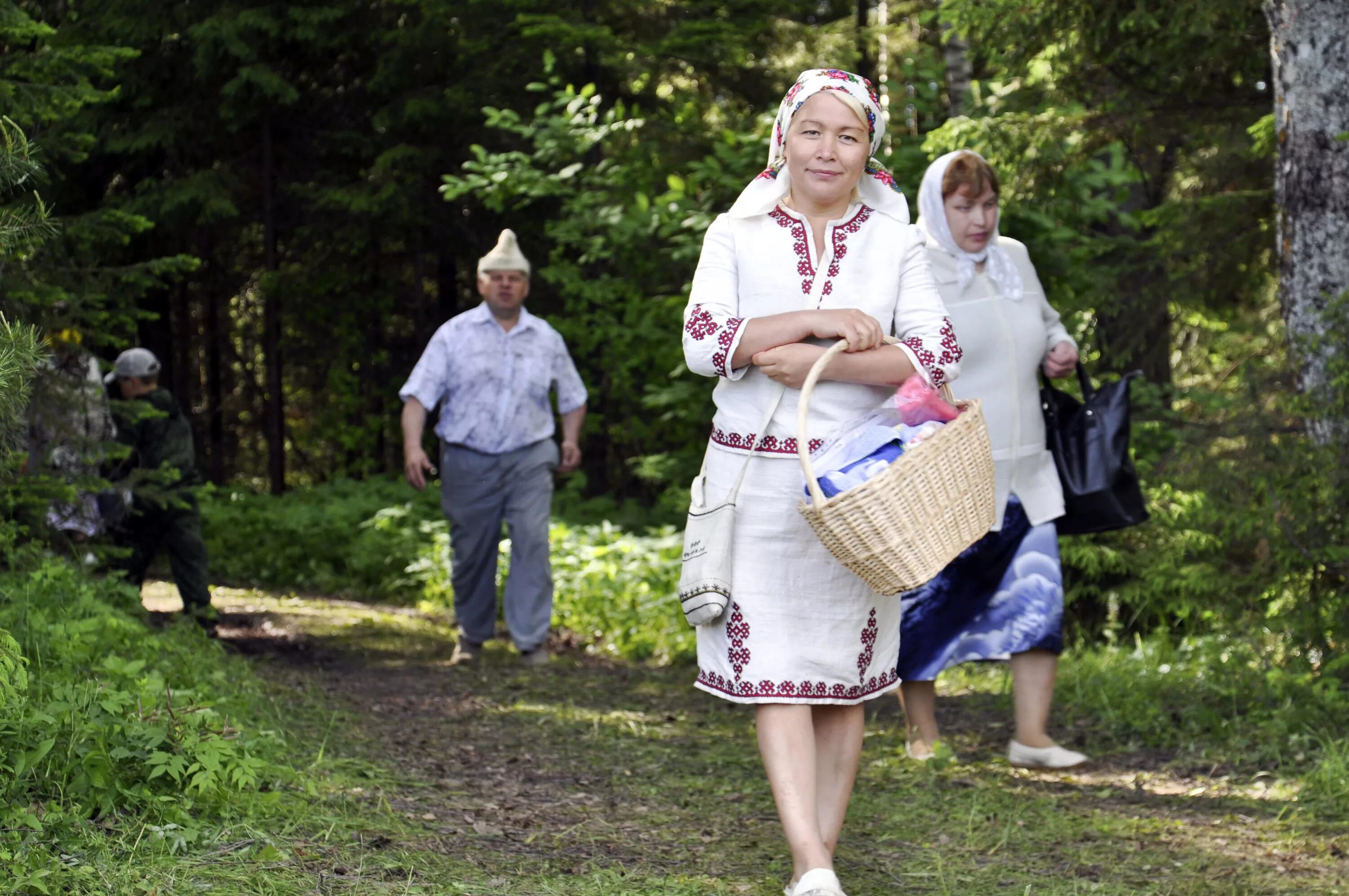 Кумалтыш марий эл. Священные рощи марий эл. Марийцы вера. Священные рощи марий эл. Марийцы роща.
