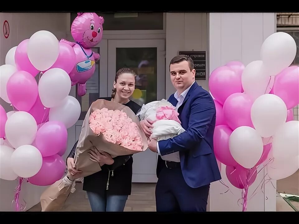 Как выглядит выписка у ребенка красиво украшена Гелиевые шары на выписку купить в Краснодаре, цена 1 600 руб., продано 27 янва