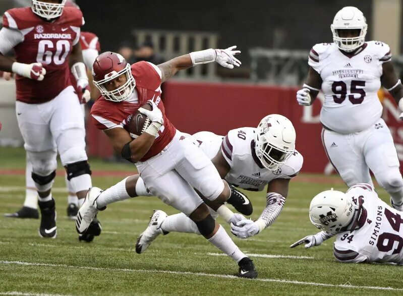 Тачдаун минсоны. Тачдаун. Тачдаун поле синие. Американский футбол тачдаун. Футбол тачдаун.