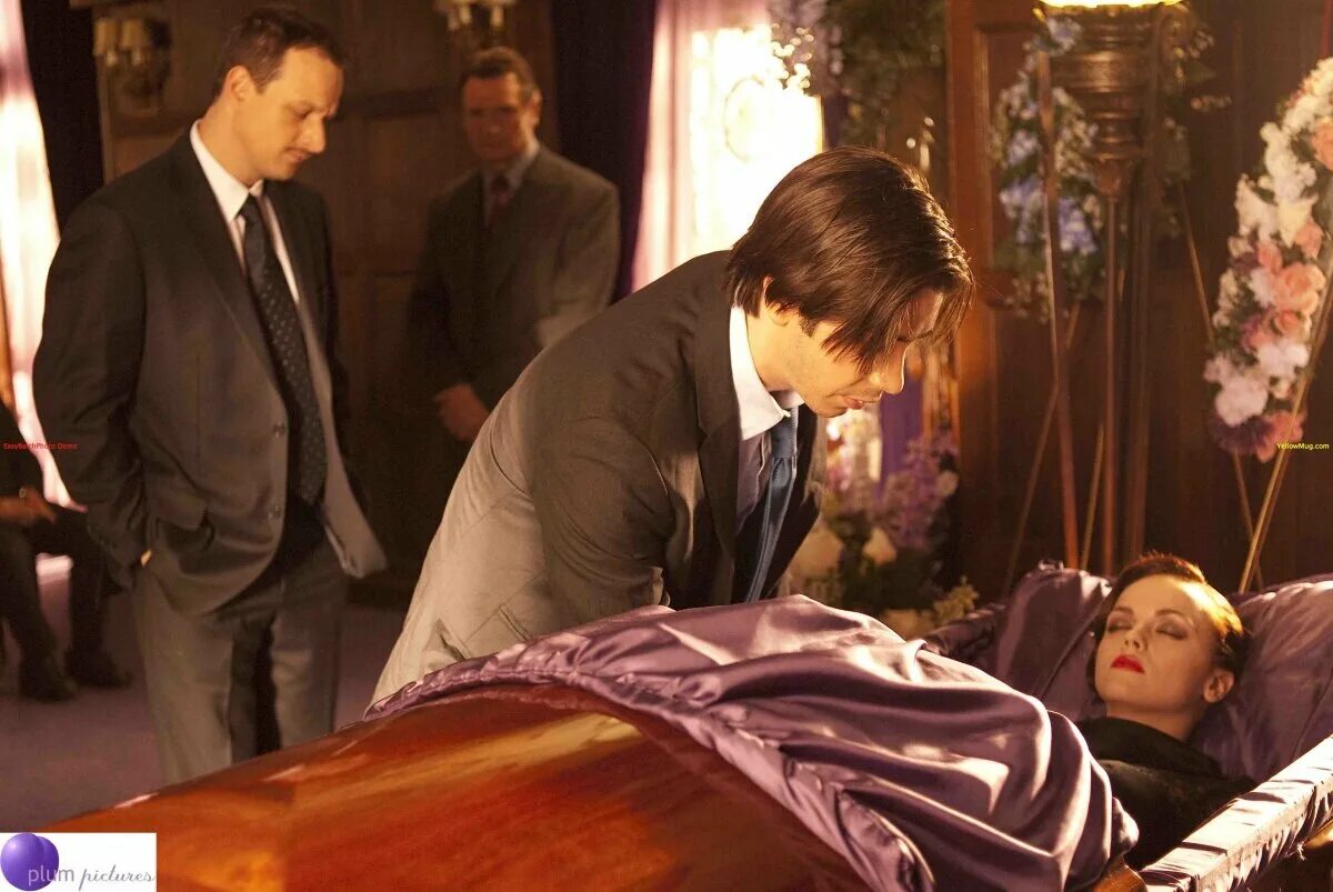 Жизнь 2009. Жизнь 2009. Жизнь 2009. Кристина риччи жизнь за гранью. Life), 2009.