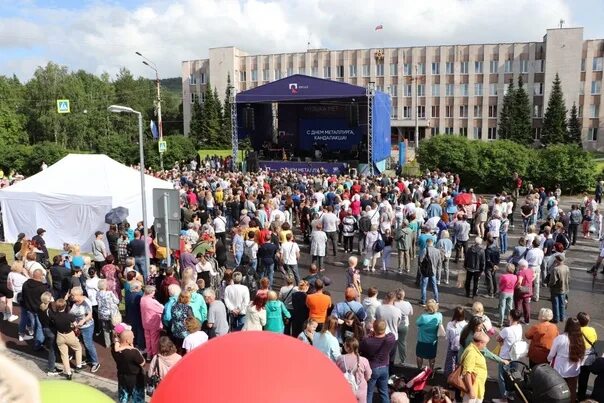 День города кандалакша. День города кандалакша. Подслушано в кандалакше. Кандалакша центр города. Кандалакша день города.