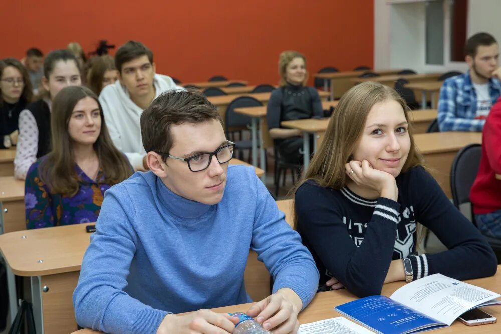 Абитуриентам пермь. Пермь НИУ ВШЭ Пермь. НИУ ВШЭ Пермь здание. НИУ ВШЭ Пермь Студенческая. Пермского кампуса НИУ ВШЭ.