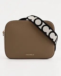 Магазин coccinelle в москве