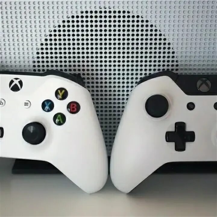 Джойстик Xbox one s. Аккумулятор для джойстика Xbox Series s. Индикатор зарядки геймпада Икс бокс 360. Зарядка для джойстика Xbox 360. Xbox series s разъемы