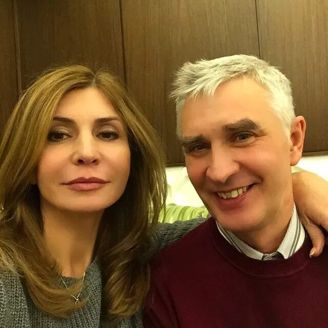 Мужья агибаловой. Мужья агибаловой. Мужья агибаловой. Агибалова с мужем. Мужья агибаловой.