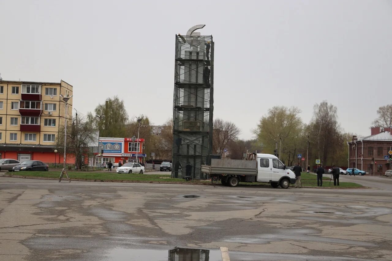 Сарапул 200 лет сарапулу. 200 лет сарапулу. площадь удмуртии.