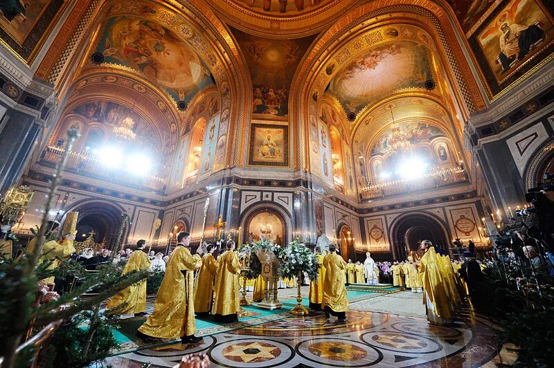 рождество богородицы служба в церкви. храм христа спасителя внутри рождество. с рождеством христовым храм христа спасителя. 2023. благовещение храм христа спасителя.