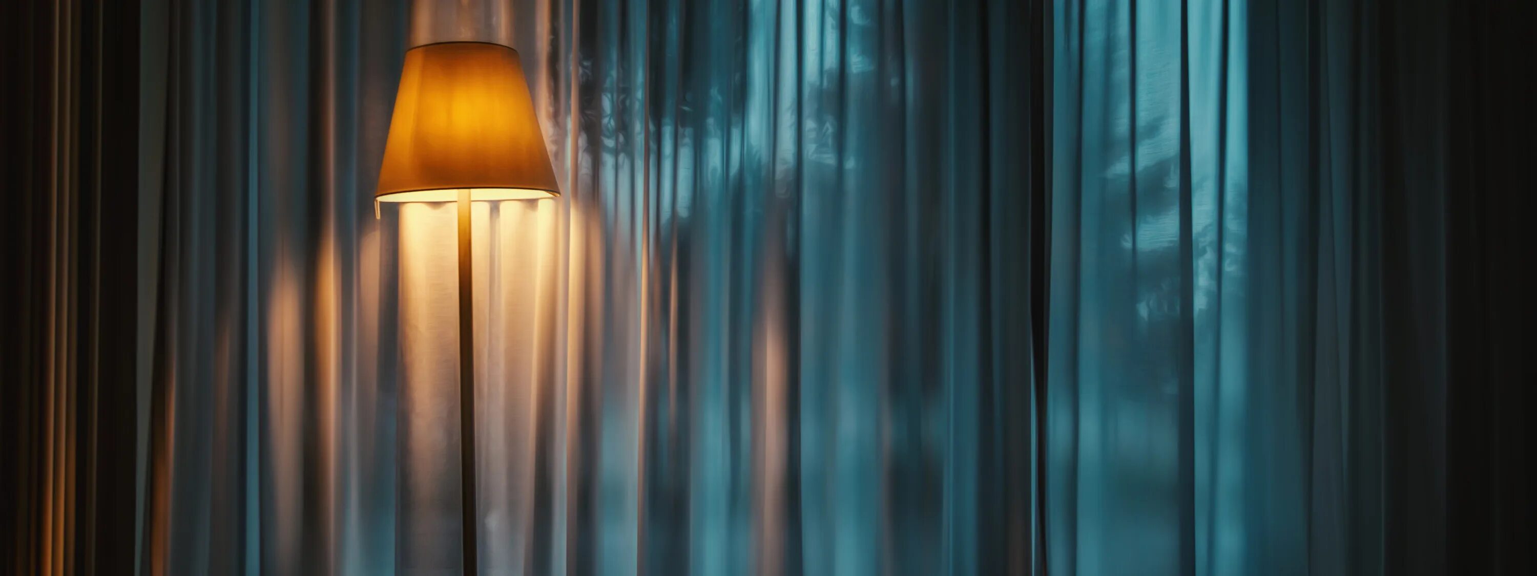 Lamp windows