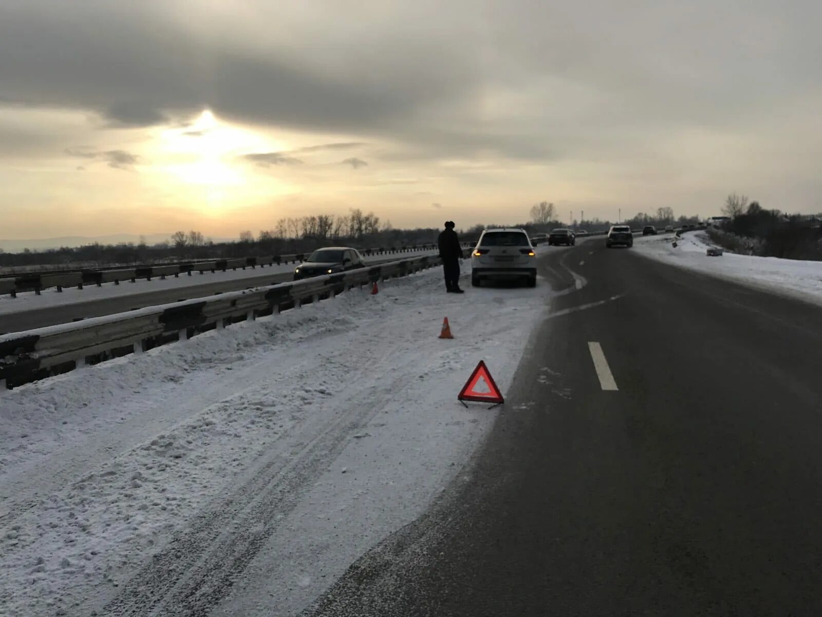 Железногорск красноярский край последние новости. Трасса Красноярск Железногорск. Авария на трассе Красноярск Железногорск. Авария трасса Железногорск Красноярск. ДТП Красноярск Железногорск.