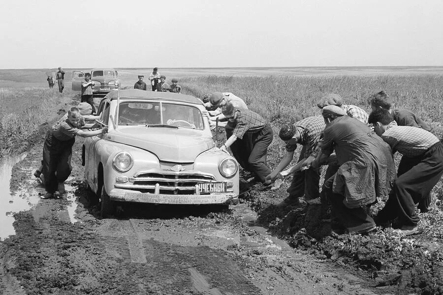 Советские дороги. Старые советские фотографии. Советское бездорожье. Автодороги СССР.