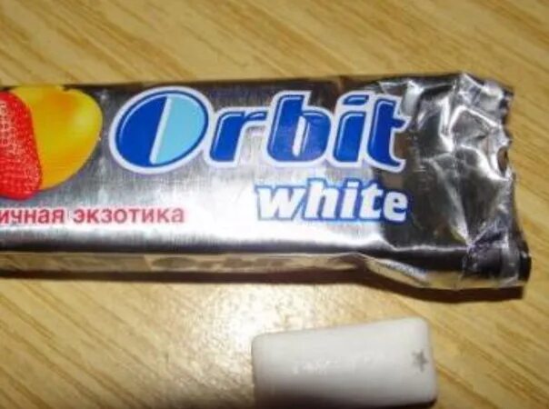 6г. Жвачка орбит со звездочками. Жвачка со звездочками. Жевательная резинка орбит со звездочками. Жвачка orbit со звездочками.
