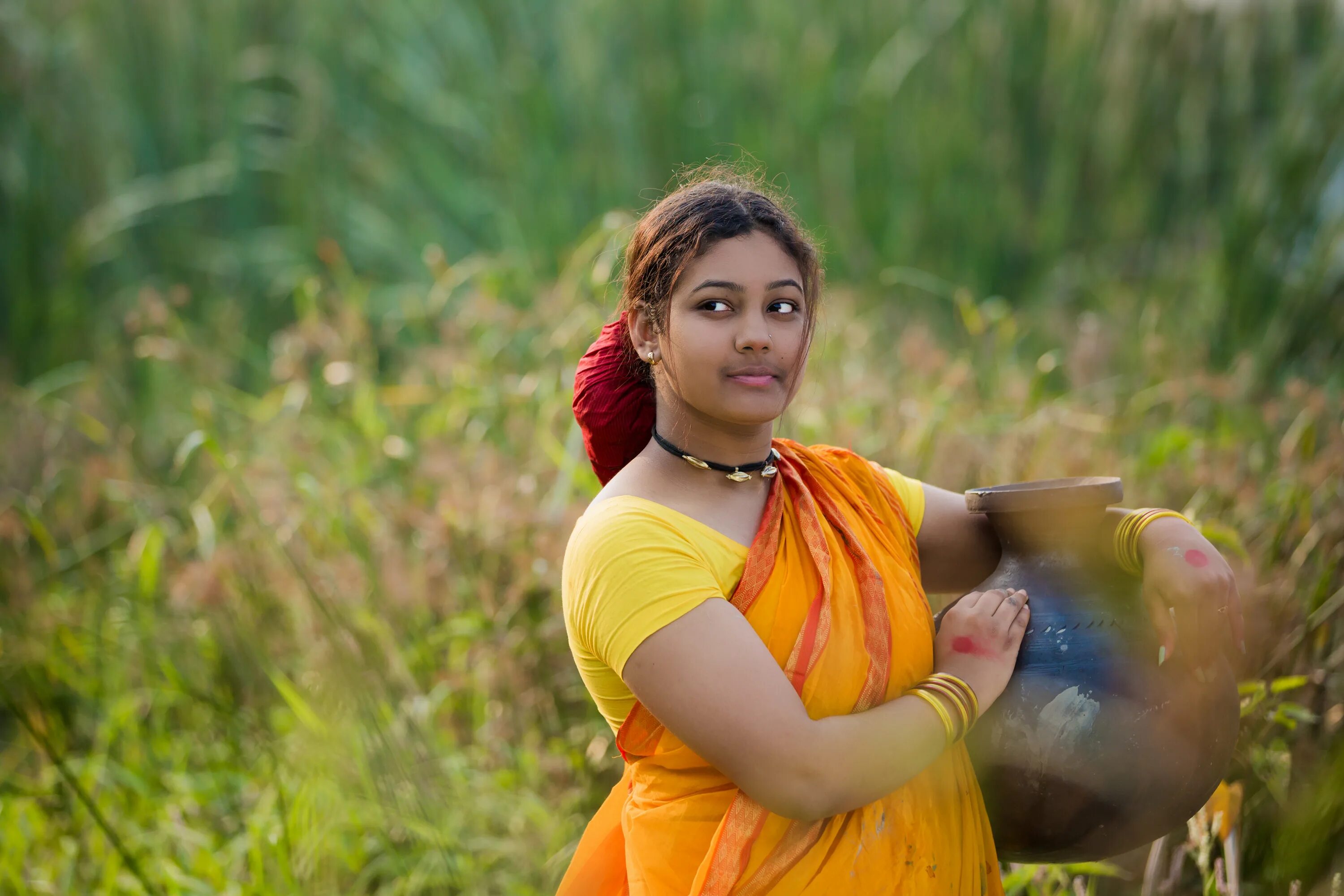 Хиндустанцы раса. Тамильские девушки. Village girl. Виллаге герлз. Indian girls buds.