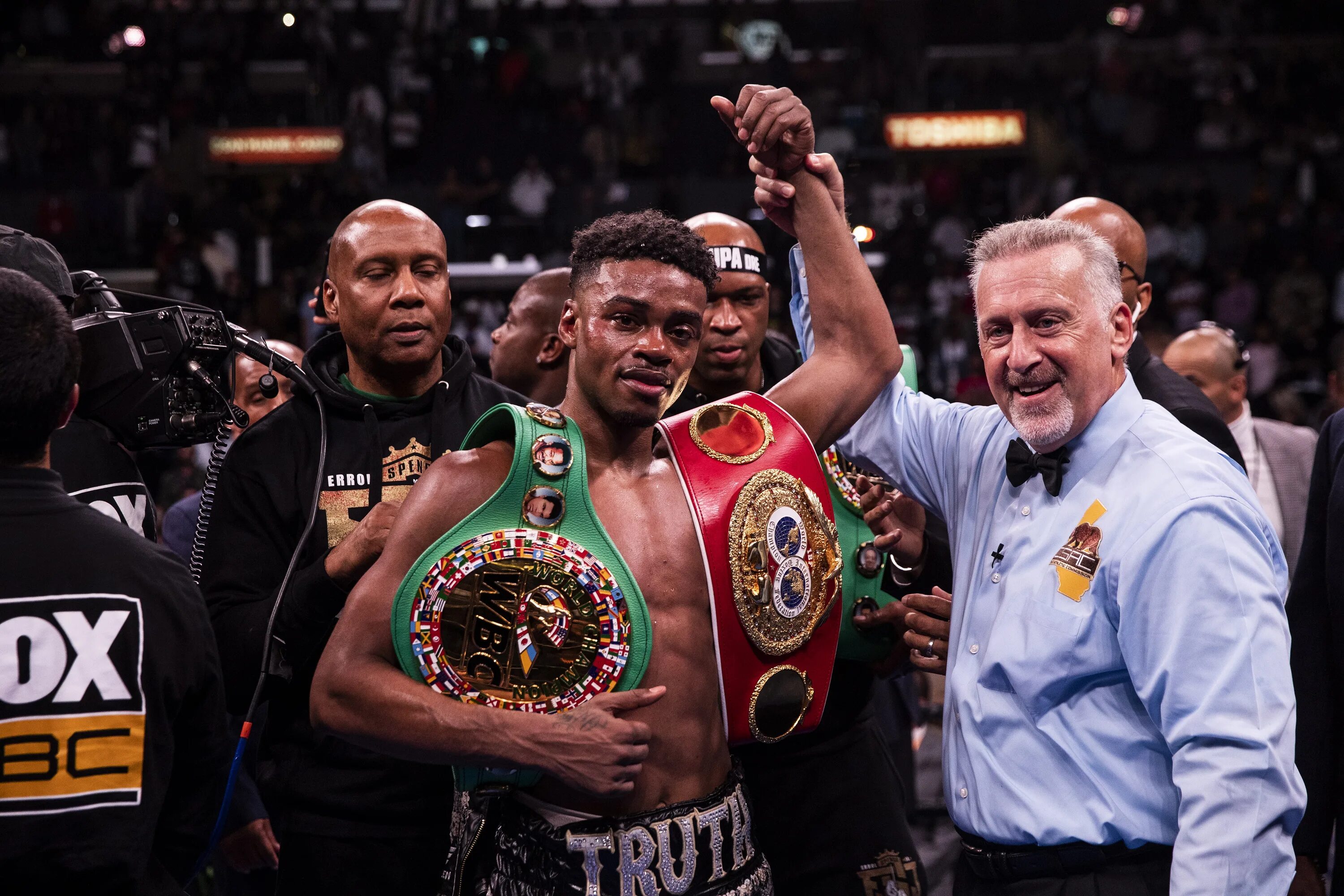 Действующие чемпионы по боксу. Эррол Спенс боксер. WBC бокс чемпионы.