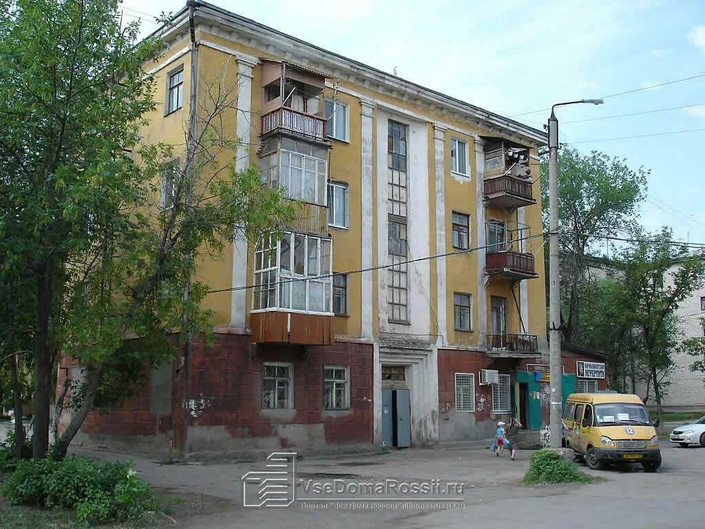 Скверы в чапаевске. Чапаевск ул. Ленина 88 чапаевск. Город чапаевск самарской области. Чапаевск ул железнодорожный дом.