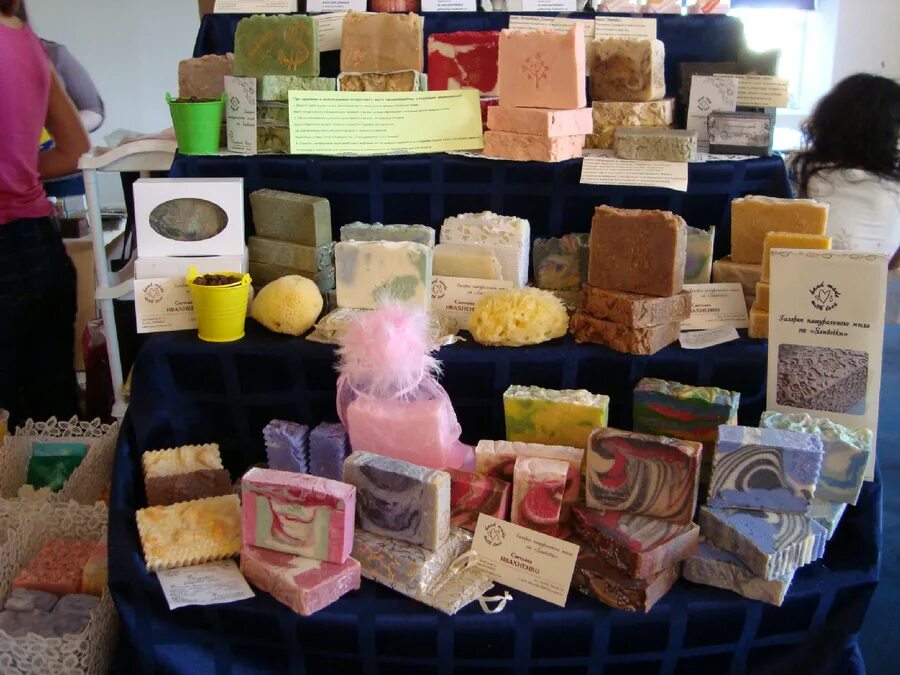 краситель фруктарома нт-е-155 для мыловарения. мыльная ярмарка. самодельное мыло. ярмарка мыловаров. помещение для мыловарни.