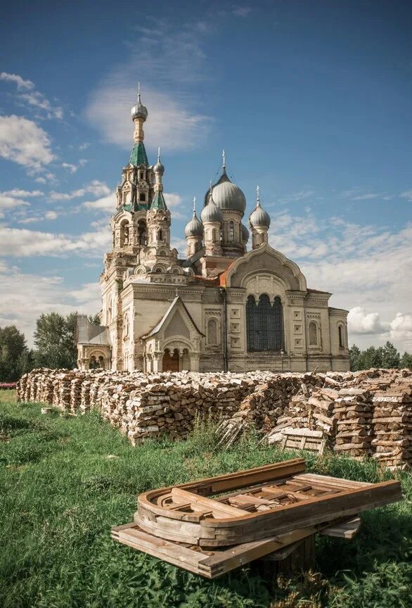 Знаменитые села. Село Кукобой храм Спаса Нерукотворного. Кукобой Ярославская. Деревня Кукобой Ярославская. Кукобой белая Церковь.