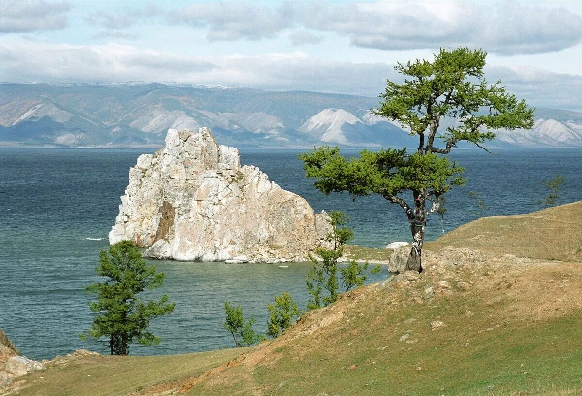 На каком озере находится заповедник. Озеро байкал заповедник. байкальский заповедник байкал. мыс рытый на байкале. заповедники россии байкал.