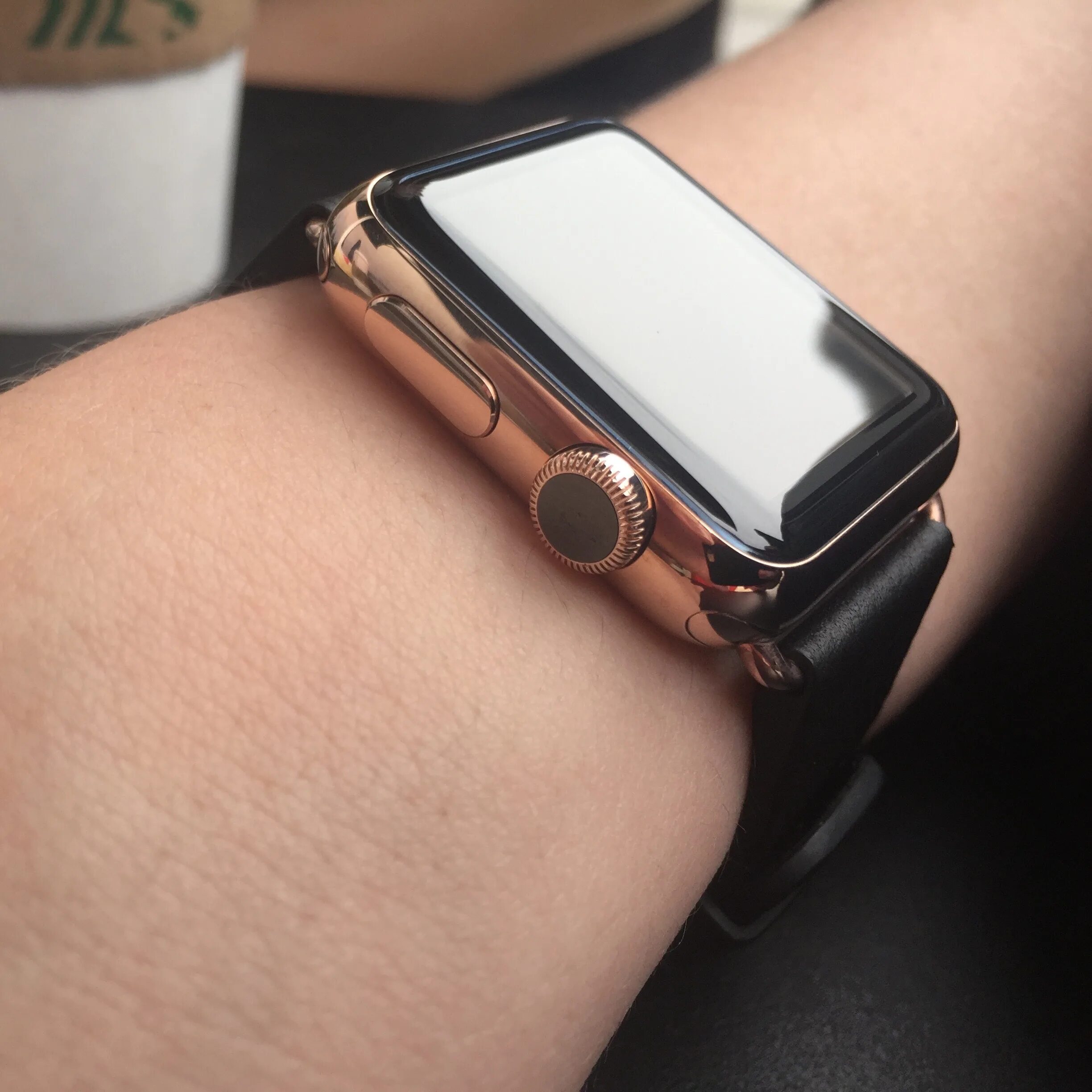 Эппл вотч розовое золото. Watch series 5 rose gold. Апл вотч 8 розовое золото. Часы эпл вотч 5 розовое золото. Часы эпл вотч розовое золото.