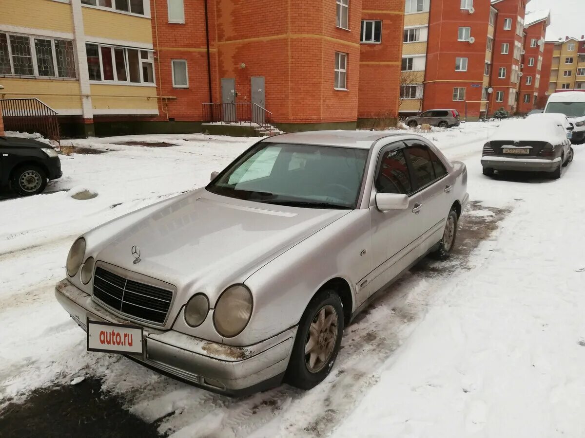 Мерседес 210 серебристый. Мерседес 210 серебристый в снегу. Тверь 1998 фото. Wdb2100611. Купить мерседес тверь