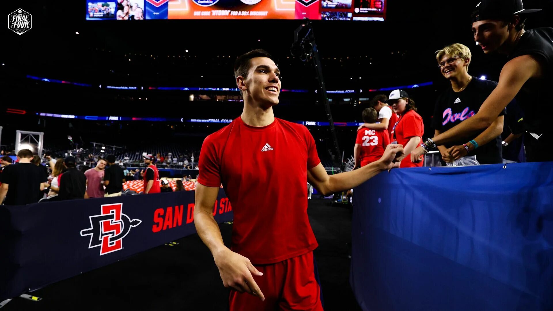 Новости волгограда. Популярные картинки 2024. Знаки зодиака по датам. Сегодня 29 апреля календарь. 29 апреля календарь.