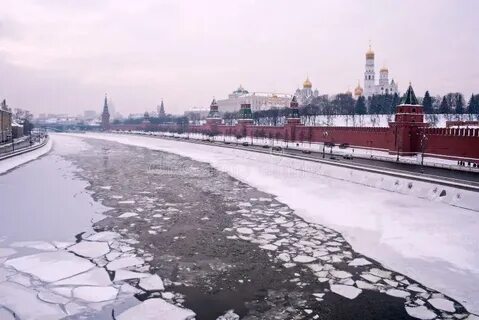 Почему зимой реки не промерзают до дна