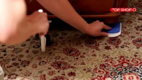 Как легче передвинуть шкаф по линолеуму