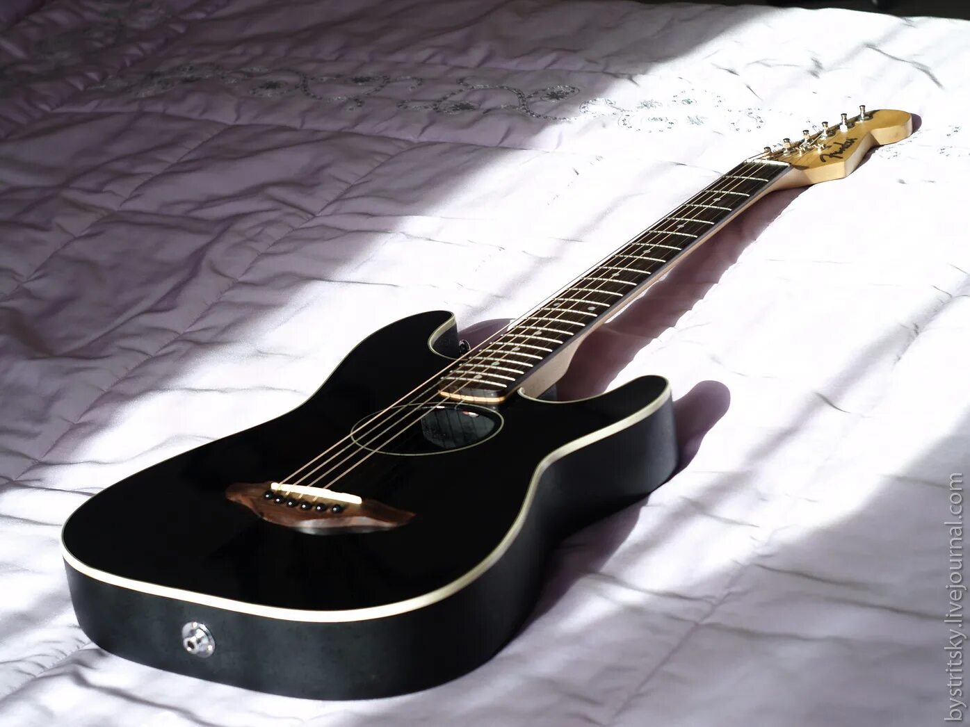 Гитара Fender Stratacoustic. Электроакустическая гитара Fender Stratacoustic. Fender Stratacoustic Black. Электроакустическая гитара Fender Stratacoustic Black v2.