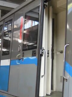 Дверь кабины