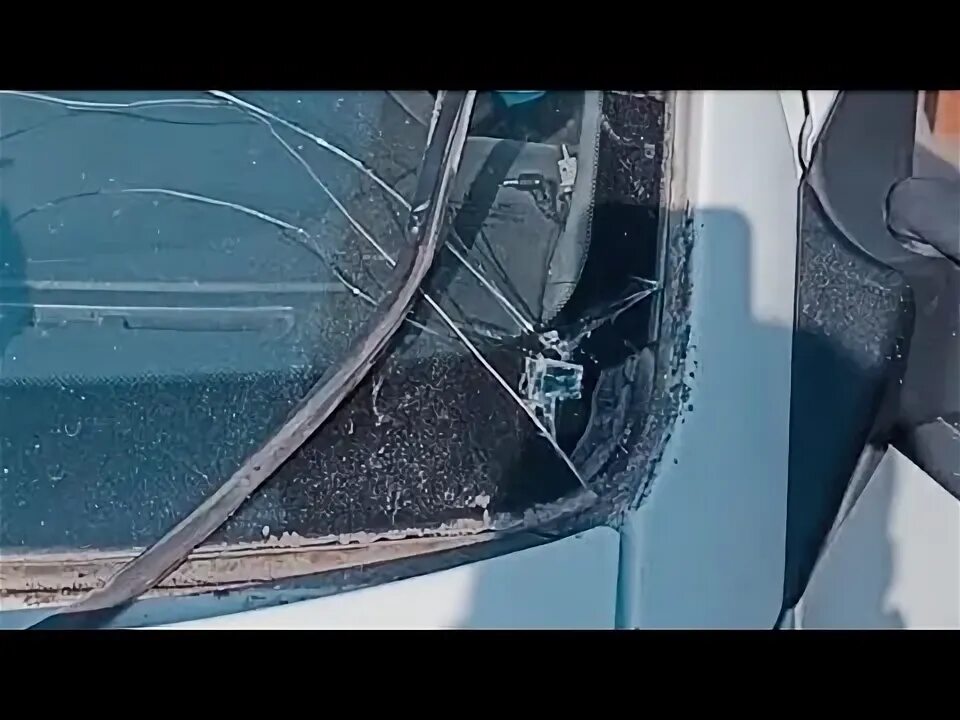Как снять лобовое стекло спринтер Замена лобового стекла Mercedes-Benz Sprinter (1G), 2,9 л, 1998 года другое DR