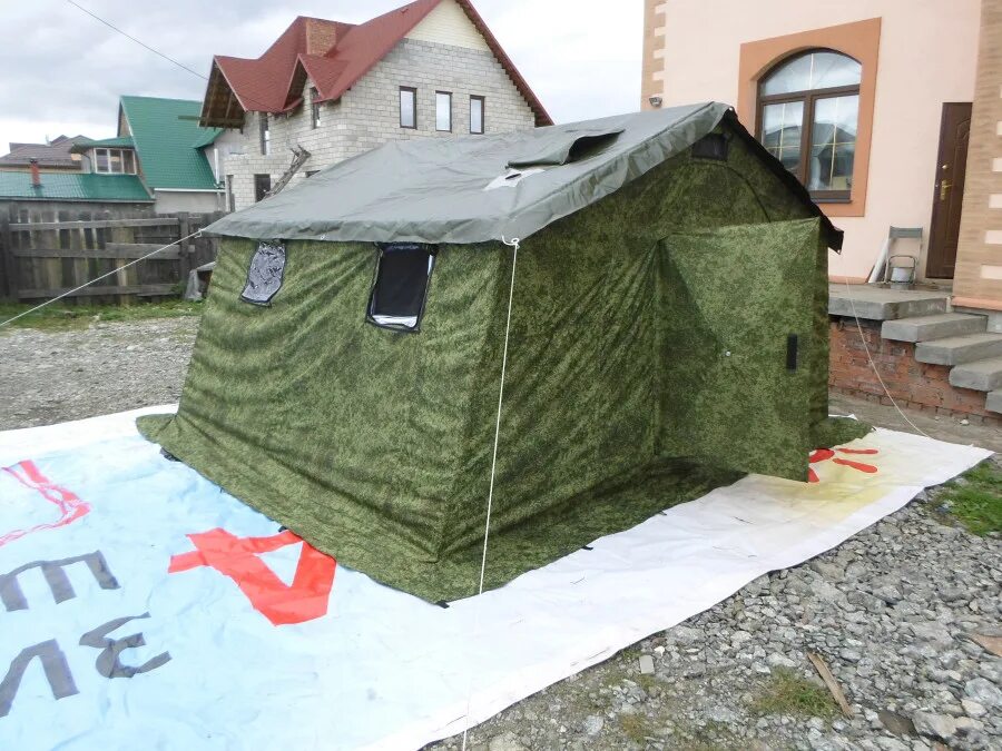 Производитель палаток берег. Армейская палатка берег 5м2. Берег армейская палатка 4м2. Палатка армейская брезентовая 4,5м*4,5м. Палатка м5 армейская.