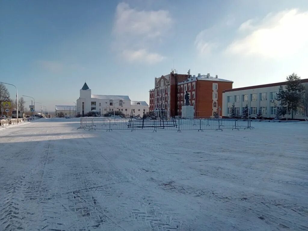 Верещагино санаторий. Елка в Верещагино 2024. Фото обновленной Первомайской площади г. Верещагино. Г.Верещагино фото пятиэтажного здания.