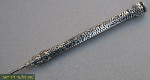 Свинцовый карандаш. Карандаш 19 век. Карандаш 19 века. Антикварный карандаш. Старинный карандаш латунный джонан фабер 8010 d.