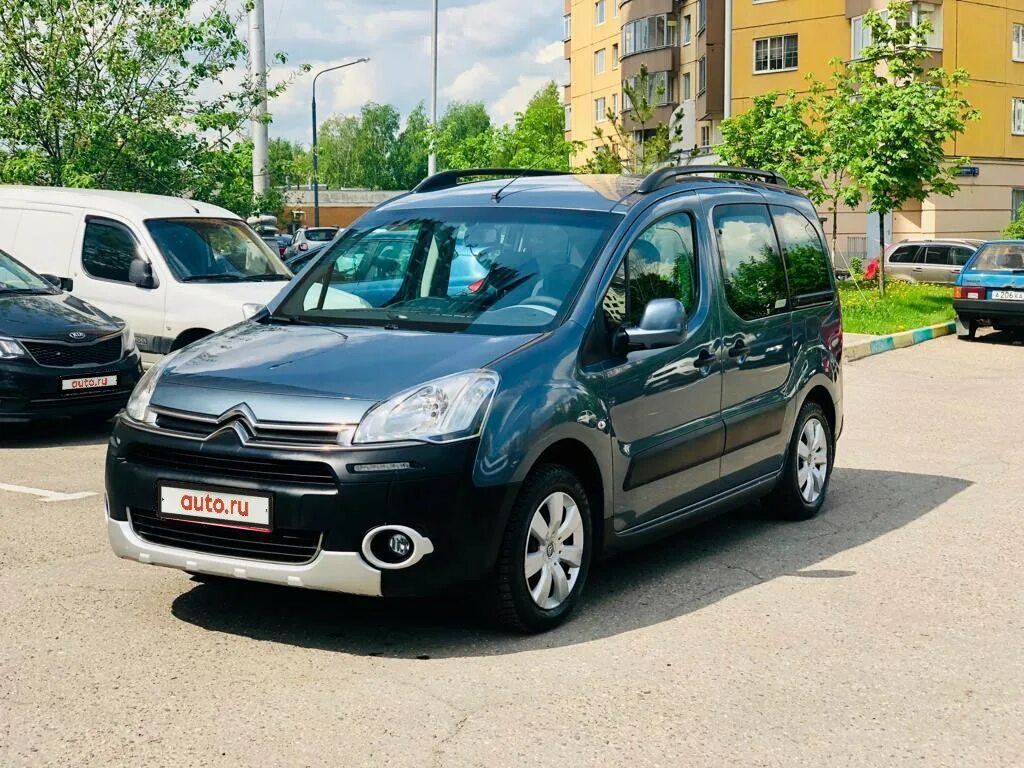 Ситроен берлинго 2012 года. Ситроен Берлинго 2. Ситроен Берлинго 2012. Citroen Berlingo 2 Рестайлинг. Ситроен Берлинго 2010 года.