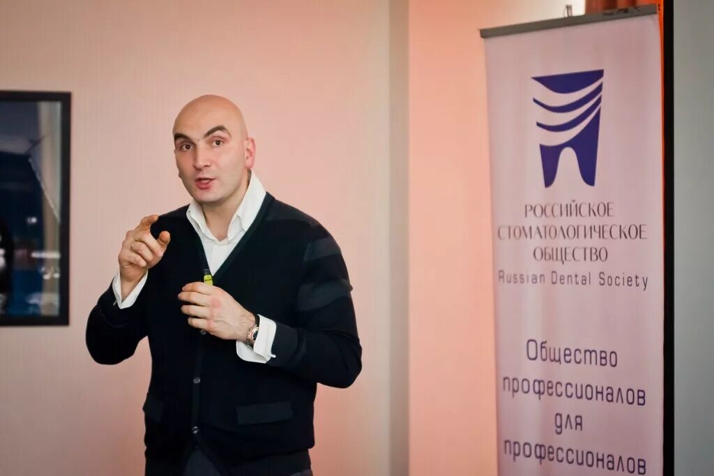 Гном гиви зурабович. Гиви орджоникидзе. Орджоникидзе гиви зурабович. Гиви орджоникидзе. Орджоникидзе гиви зурабович.