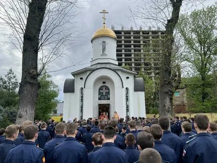 Приход апреля
