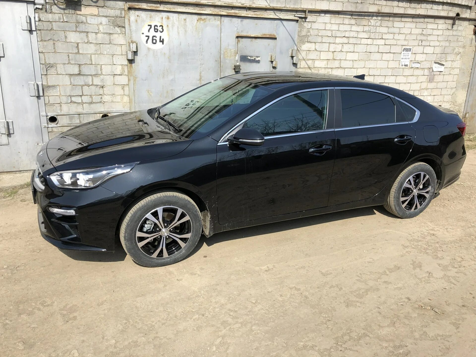 Киа Церато 4 диски. Kia Cerato 4 диски r18. Kia Cerato 4 диски r16. Церато 4 на 18 дисках. Купить диски на киа церато