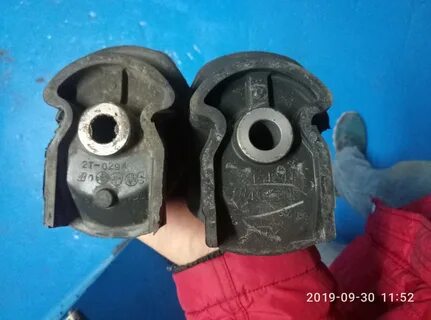 Сайлентблоки балки тойота