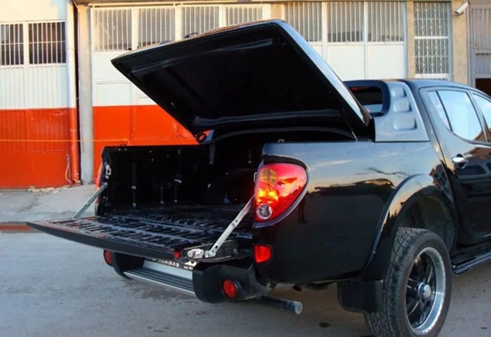 Крышка кузова пикапа Mitsubishi l200 Full-Box. Крышка кузова Mitsubishi l200 Full Box. Крышка кузова Mitsubishi l200 Лонг. Mitsubishi l200 fullbox. Пикап защита