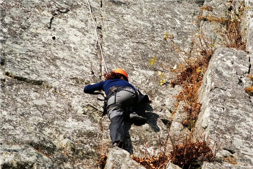 скала два монаха новый свет крым. новый скала. каменные грибы холмская. новый скала. шапсуга скала зеркало.