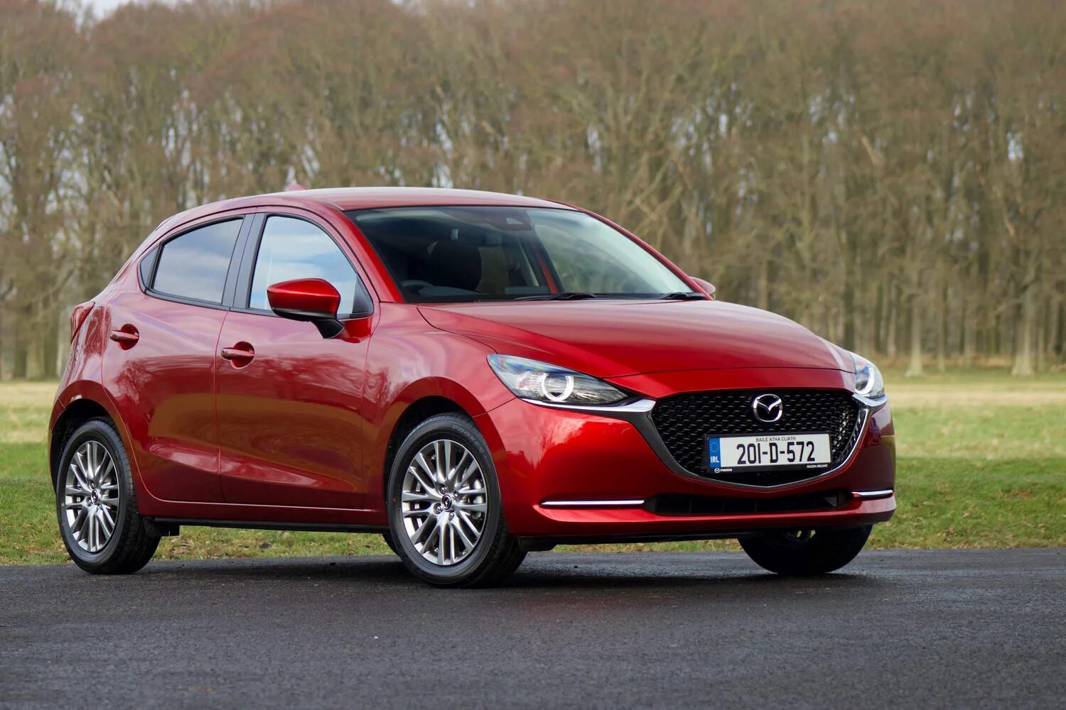 Мазда гибрид. Mazda 2 Hybrid. Mazda m2. Mazda 2 SKYACTIV. Mazda 2 2022.