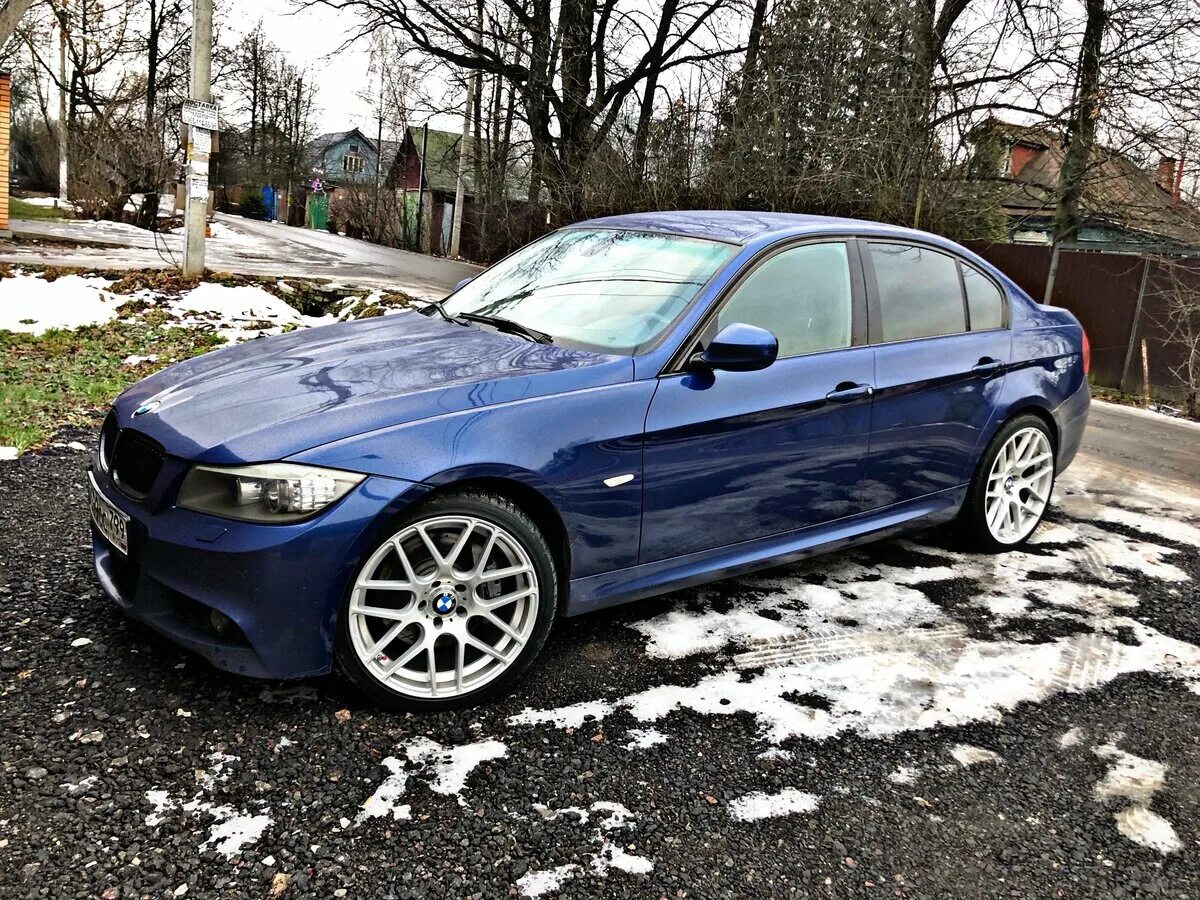 BMW e90 Blue. BMW e90 голубая. БМВ 3 e90 синяя. BMW e90 синяя. Купить авто бмв москва