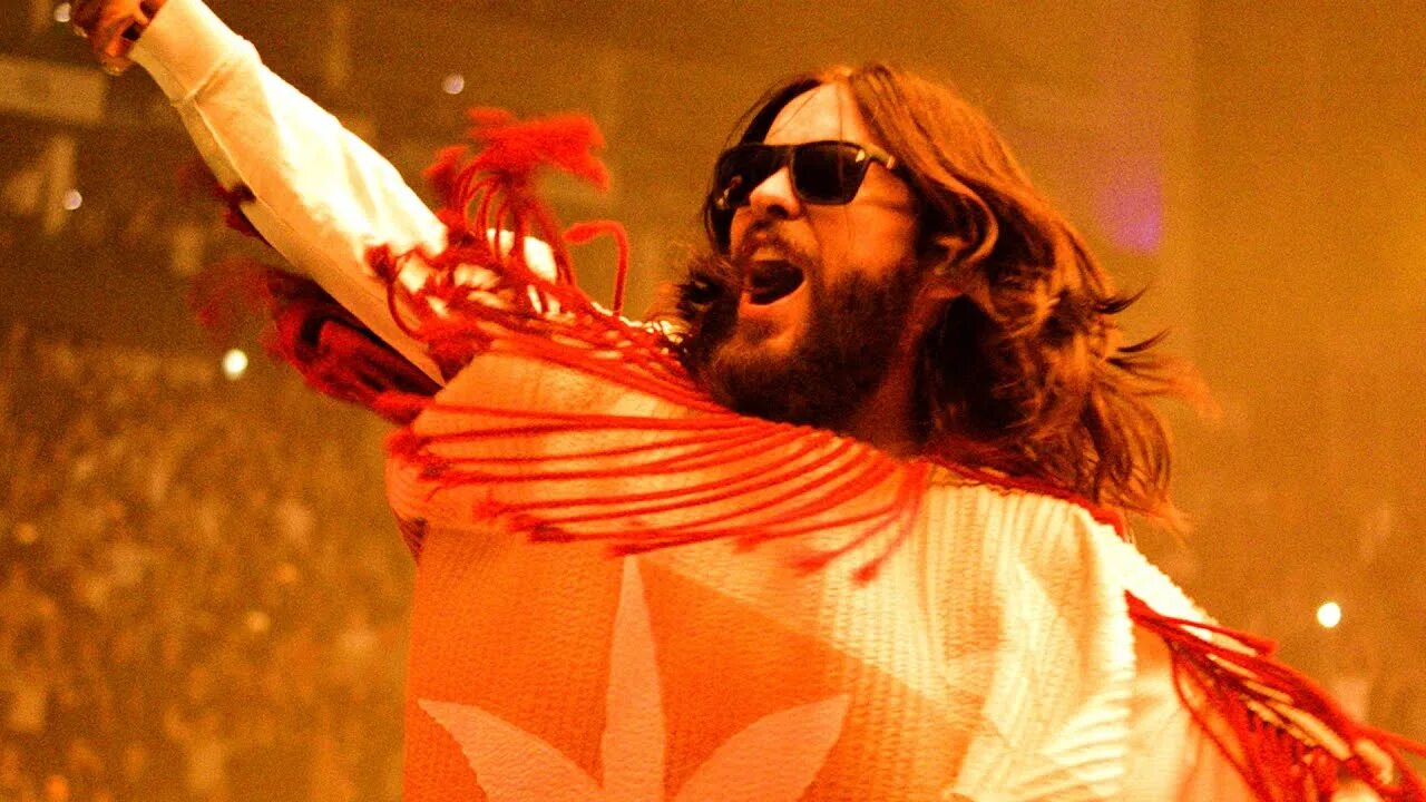 30 seconds to mars kazakhstan. Джаред лето 30 seconds to mars. джаред лето 30 секунд до марса. 30 секунд до марса солист. джаред лето в 30 секонд ту марс.