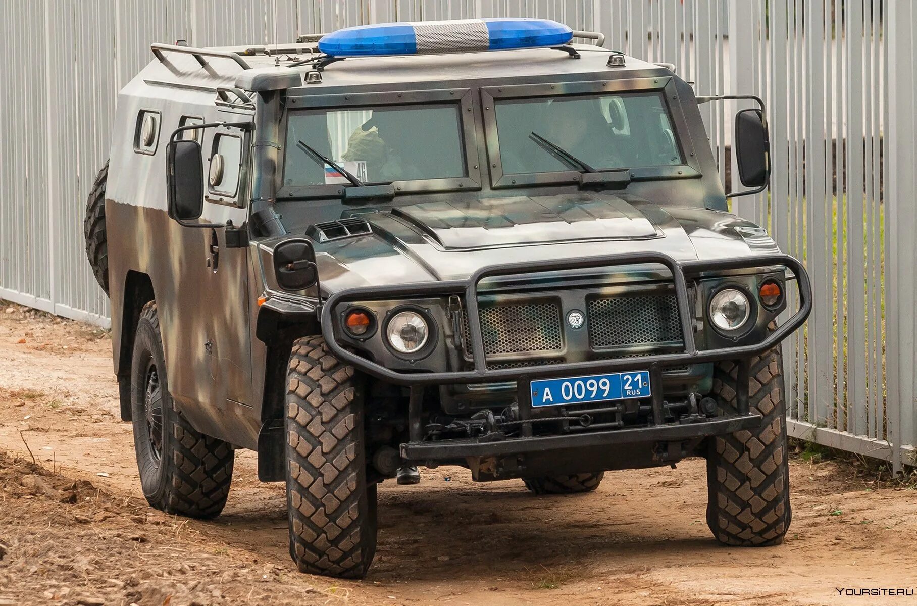 Военные автомобили россии. ГАЗ 2330 тигр. Внедорожник «тигр» (ГАЗ-2330). ГАЗ-233036 СПМ-2 тигр. ГАЗ-233001 «тигр».