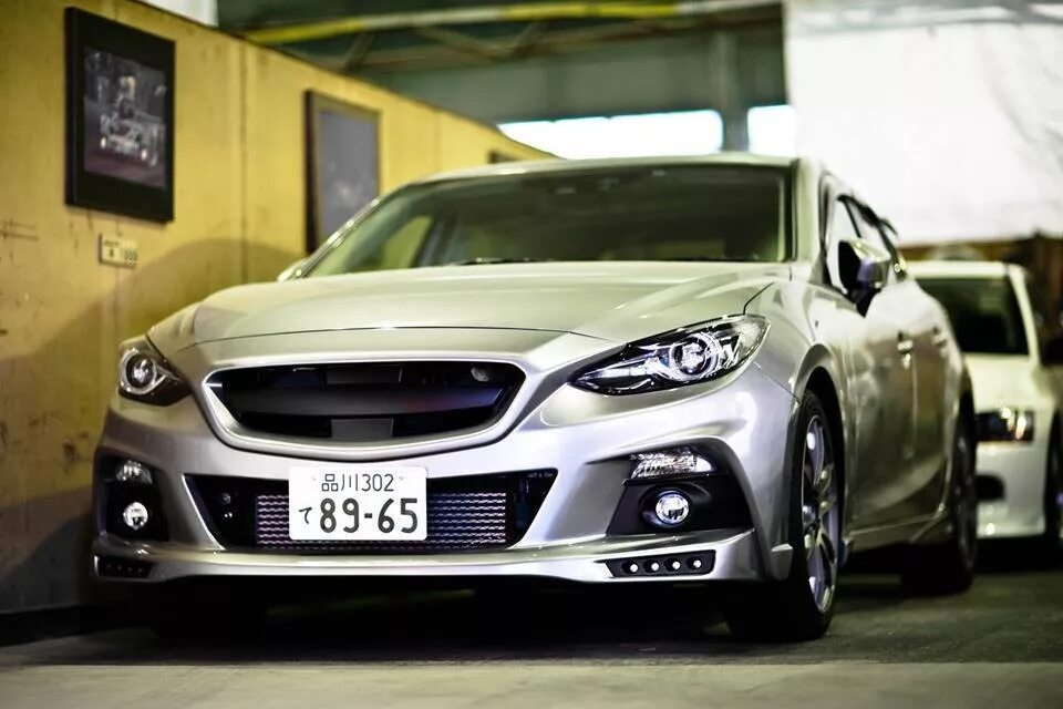 Мазда 3 вм. Mazda 3 BM. Mazda 3 Tuning. Мазда 3 AUTOEXE. Mazda 3 BM обвес.