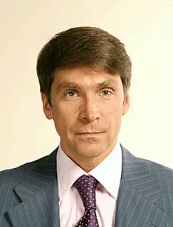 М групп генеральный директор